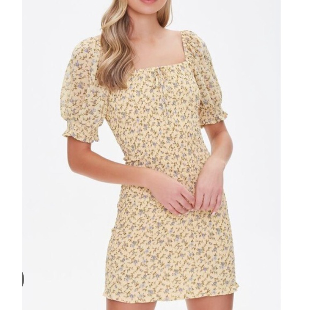 Women Cottage Coquette Floral Dress Medium Yellow Puff Sleeve Smocked Sweetheart